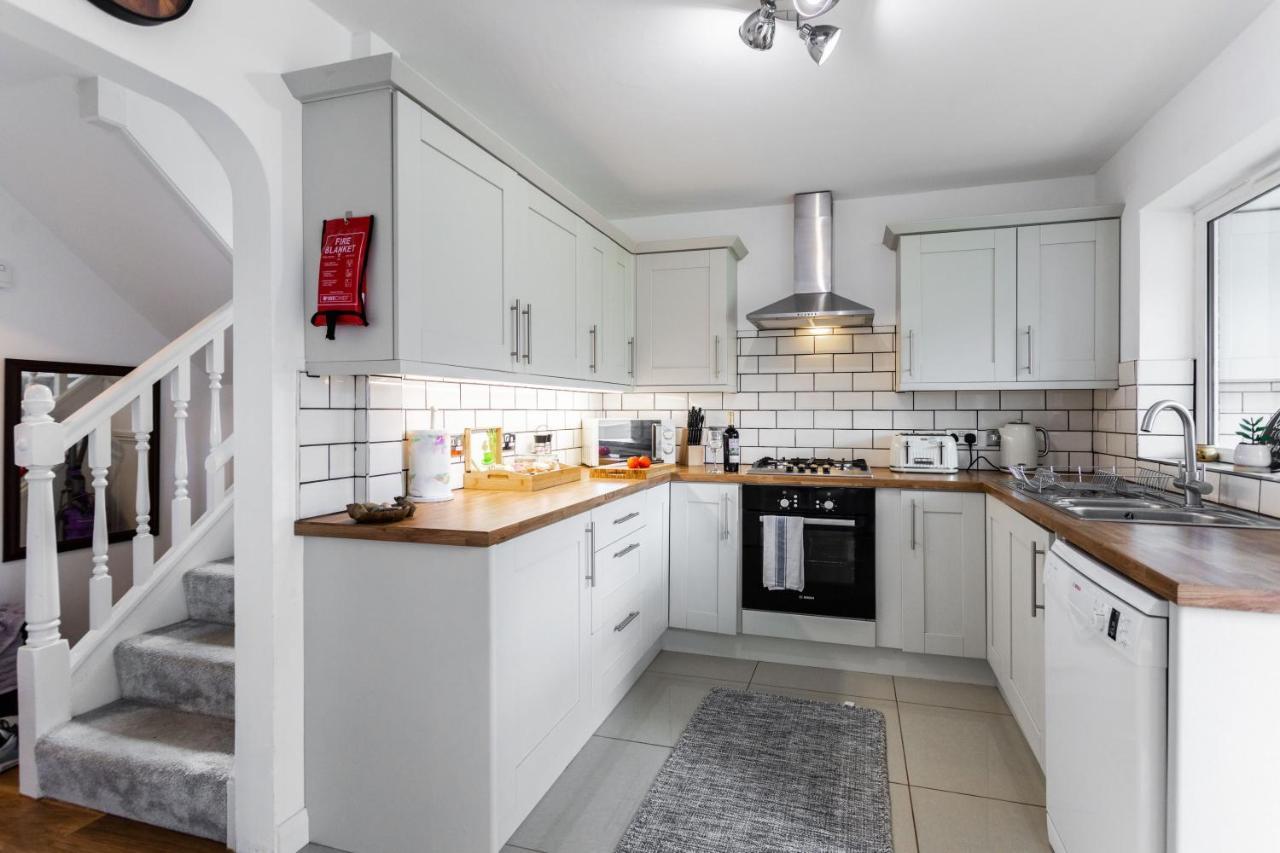 Maunsell House - Lovely Central Home Near Designer Outlets & Town With Parking Ashford  Exteriör bild