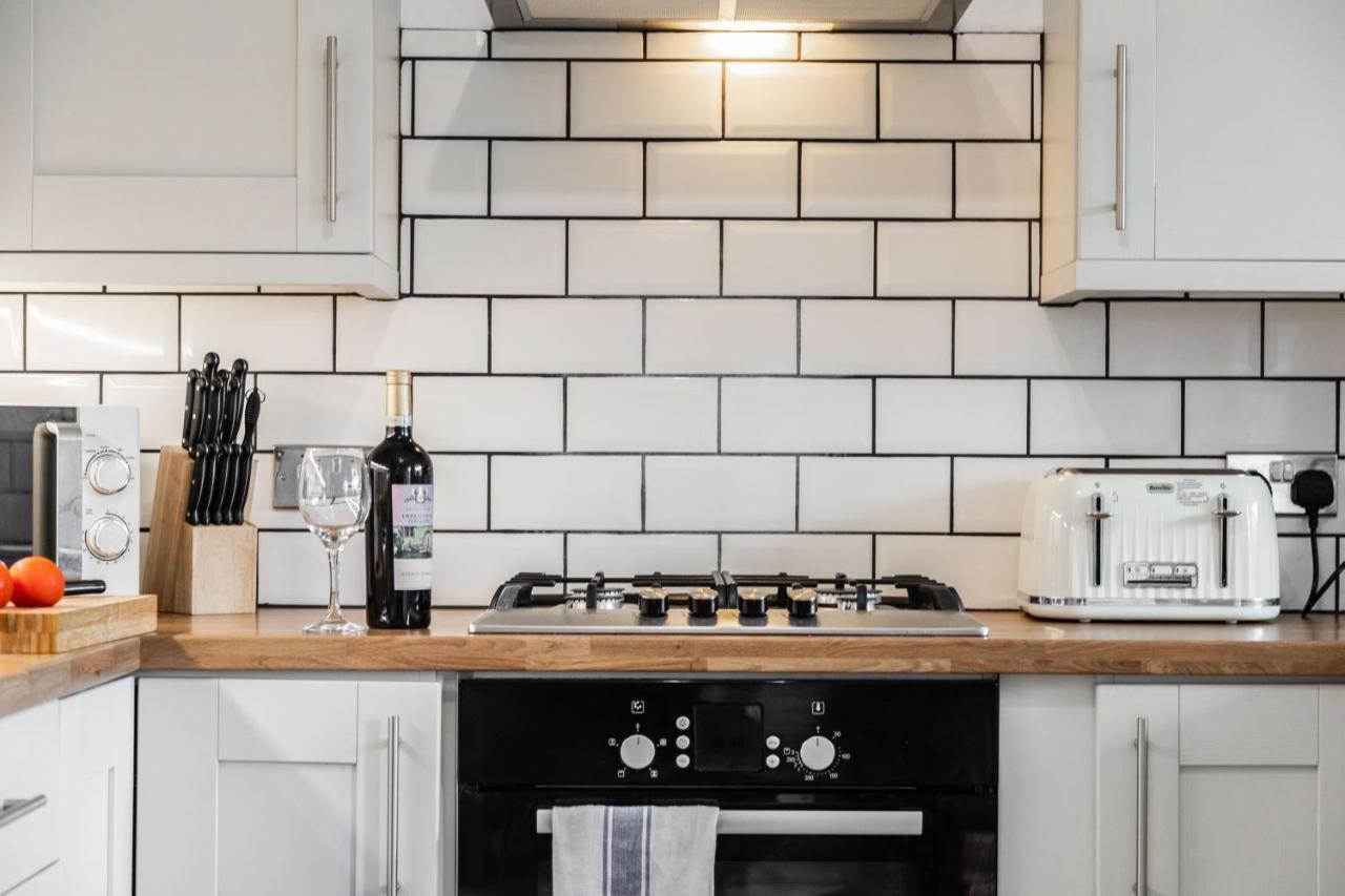 Maunsell House - Lovely Central Home Near Designer Outlets & Town With Parking Ashford  Exteriör bild